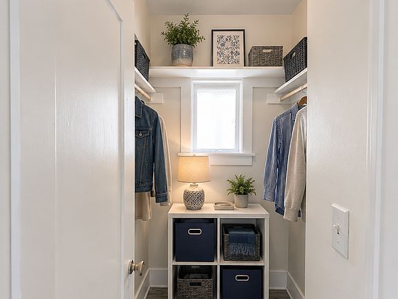 4th image of 621-623 E 6th St #623-A