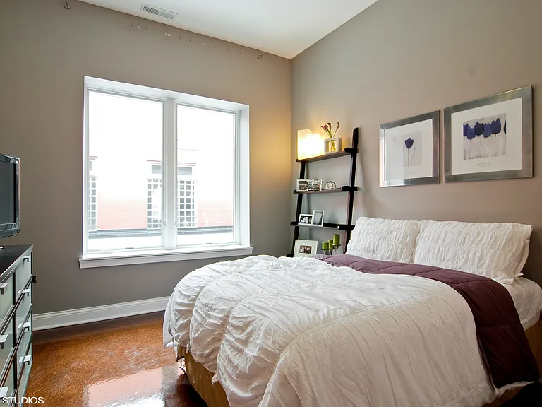2410 W Bloomingdale Ave #2D — Photo 15