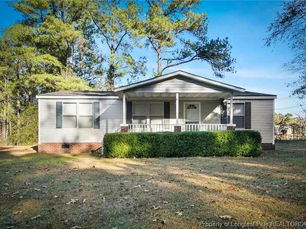 185 Cheer Ln, Raeford, NC 28376