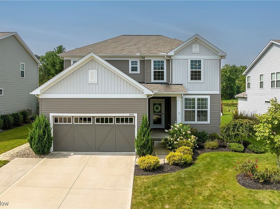 1st image of 2028 Baker Ln