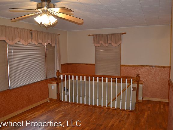 4th image of 936 Lincoln Ave