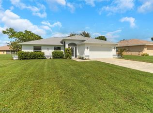 213 SE 24th St, Cape Coral, FL 33990