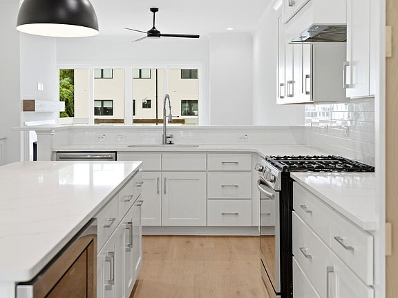 3rd image of 1201 Brookside Dr #110
