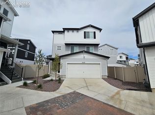 5638 Mammoth Ln, Colorado Springs, CO 80927