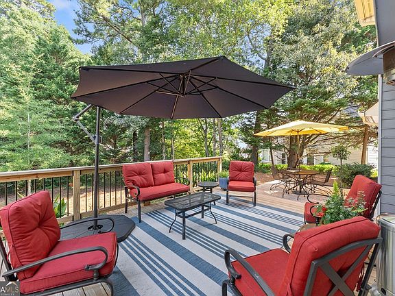 4th image of 1475 Chadwick Ridge Ct