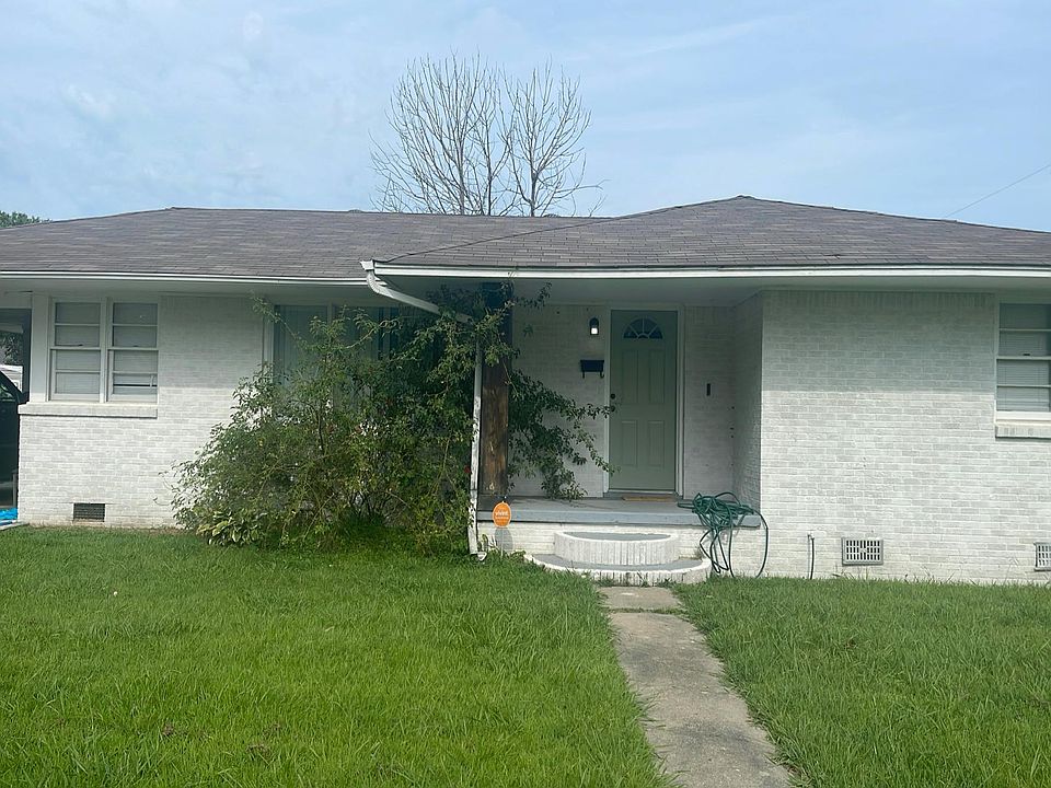 1st image of 512 N 8th St
