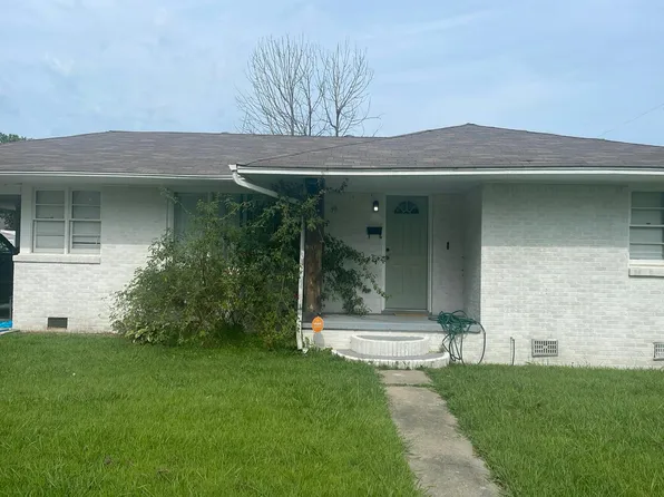 512 N 8th St, Paragould, AR 72450