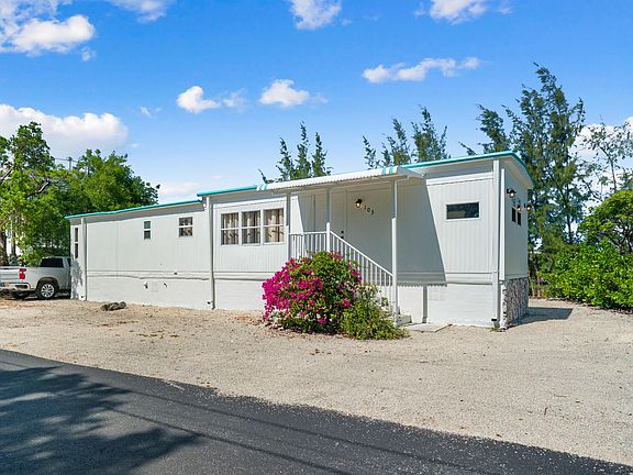 2nd image of 103 Blue Harbor Dr