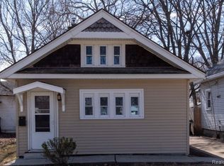101 W Maxlow Ave, Hazel Park, MI