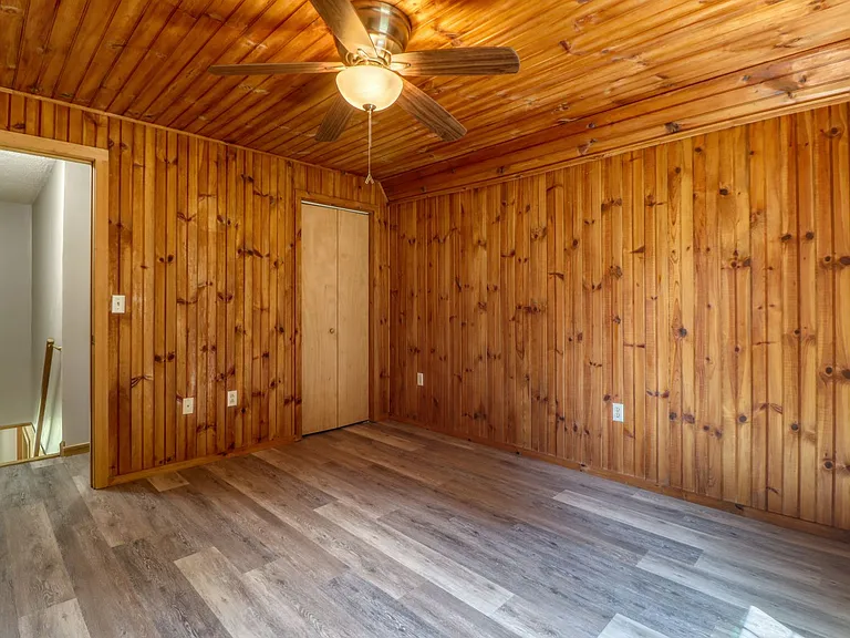 10066 Point Rock Rd — Photo 31