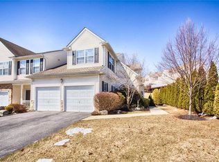 14 Willow Dr, Easton, PA 18045