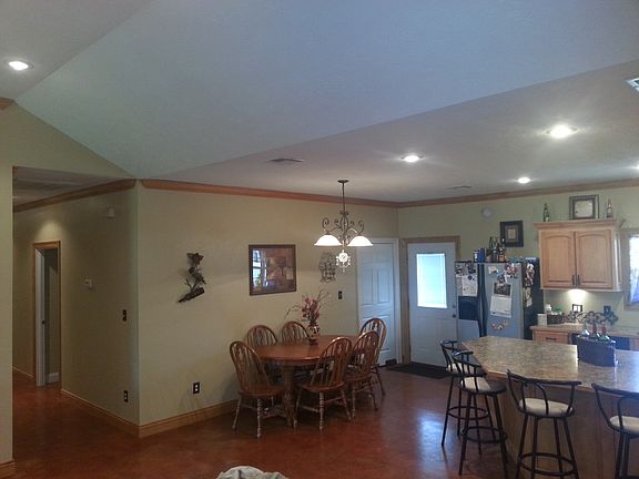 Kitchen/dining