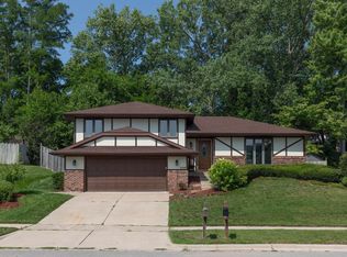 1109 Oak Ave N, Onalaska, WI 54650