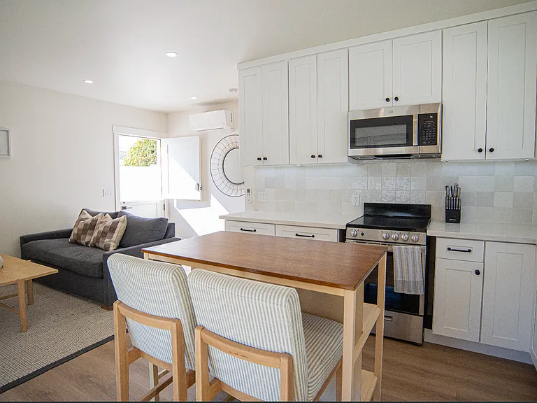 1724 S Horne St #B — Photo 1