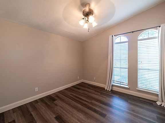 3rd image of 2709 Forest Grove Dr #2709