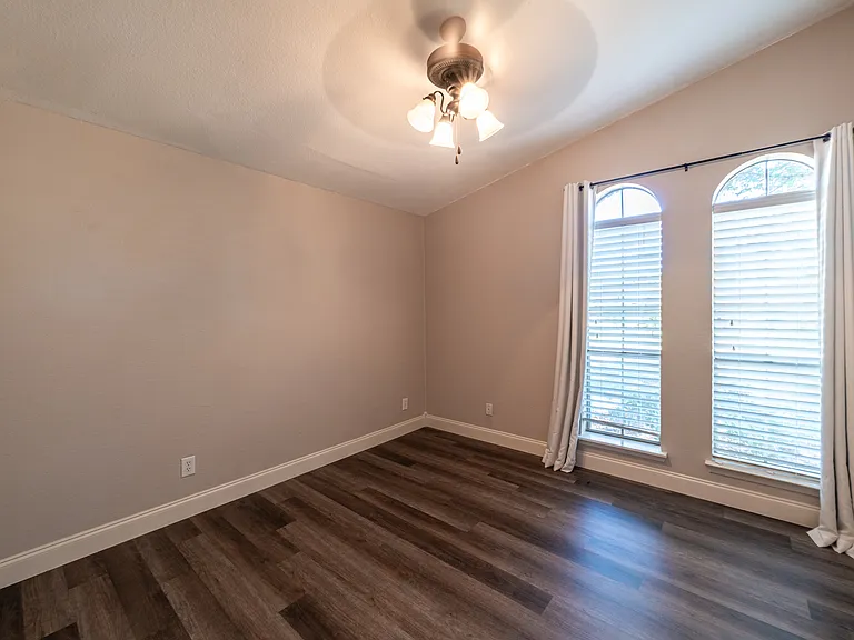 2709 Forest Grove Dr #2709 — Photo 3