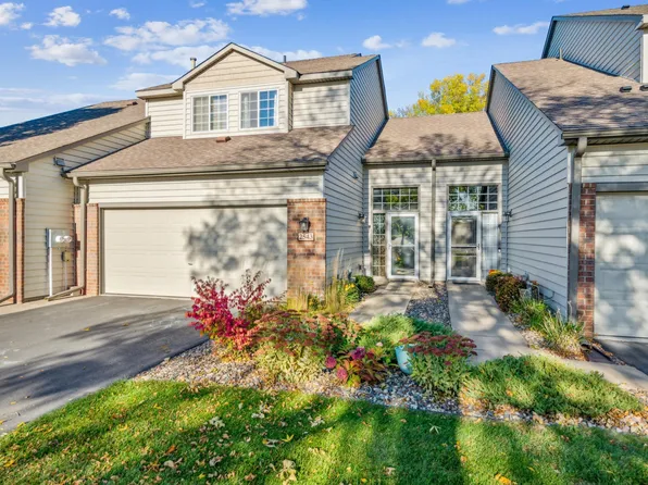 2543 Stockbridge Rd, Mendota Heights, MN 55120