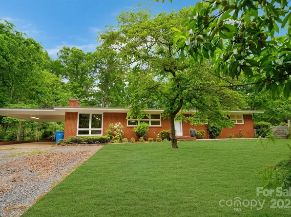 1713 Wildwood Dr, Albemarle, NC 28001