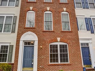 42765 Atchison Ter, Chantilly, VA 20152
