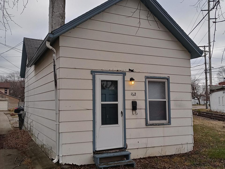1st image of 162 Ringgold St