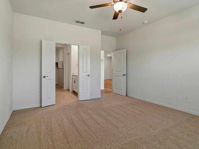 1404 Bridgestone Dr — Photo 15