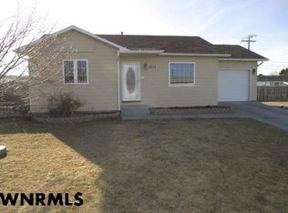 2375 13th St, Gering, NE 69341