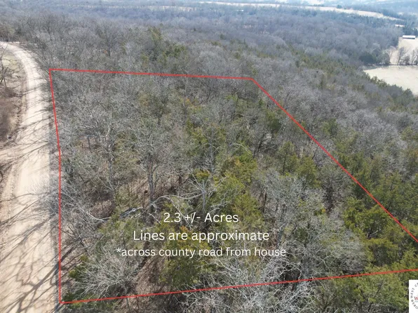 172 County Road 425, Bonnots Mill, MO 65016