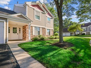 607 Eastview Ct UNIT Z2, Schaumburg, IL 60194