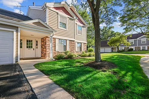 607 Eastview Ct #Z2 Photo 1
