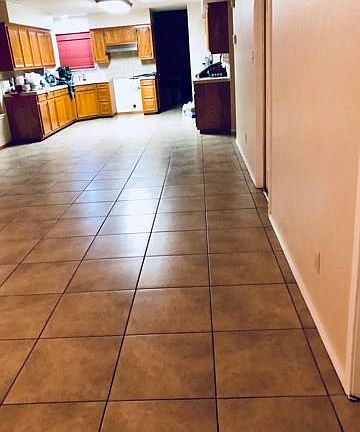 5th image of 126 Meadowbrook Ln