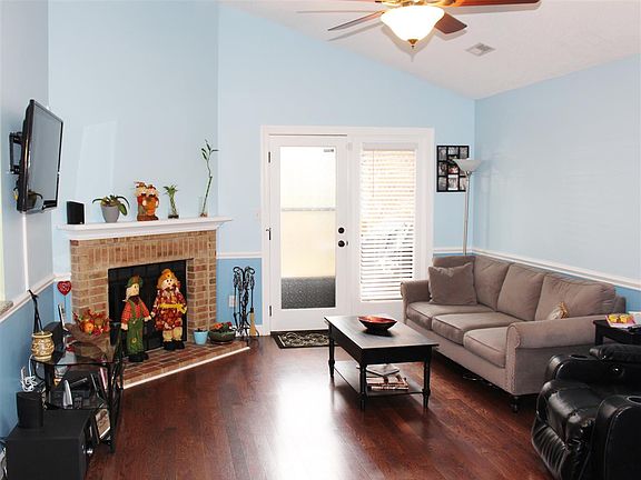 5th image of 500 W Woodcroft Pkwy APT 12A