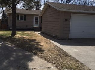 2257 Springbrook Ct, Grand Forks, ND 58201