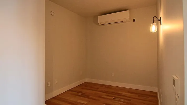 Rented by Nooklyn NYC LLC | media 28