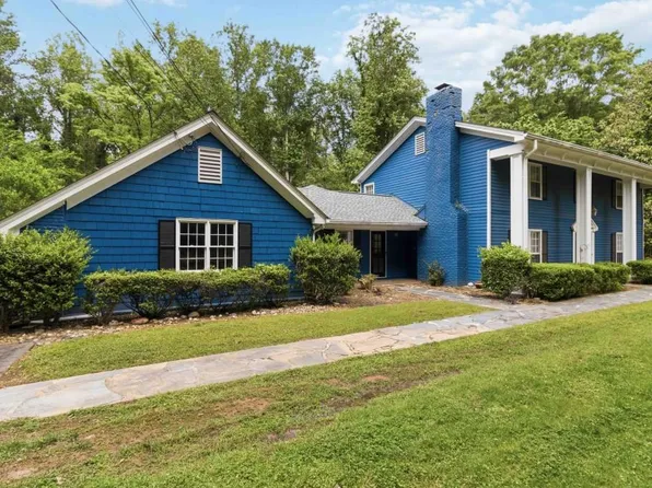 1840 Spalding Dr, Sandy Springs, GA 30350