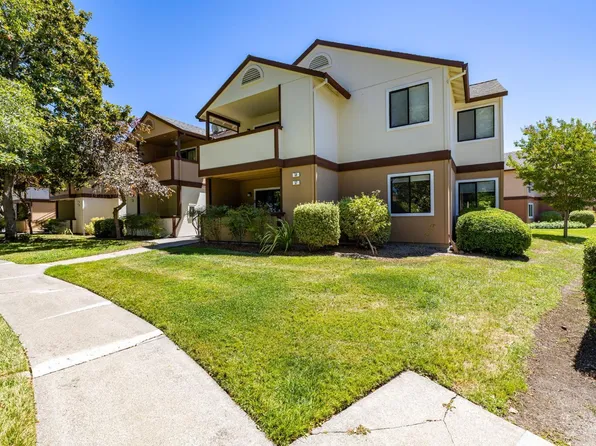 8201 Camino Colegio Drive #57, Rohnert Park, CA 94928