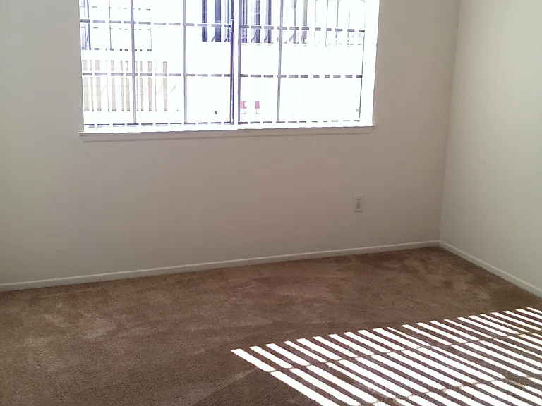 5831 Kingman Ave #O — Photo 13