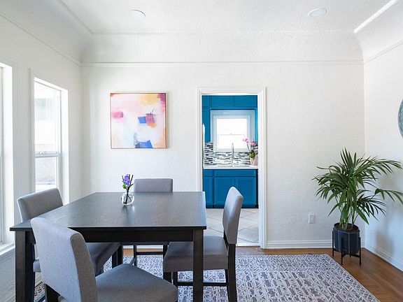 5th image of 2535 N Eucalyptus Ave #1