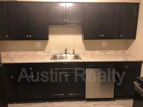 4th image of 5625 S Grand Blvd APT A