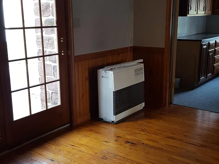 935 Old Quaker Rd — Photo 10