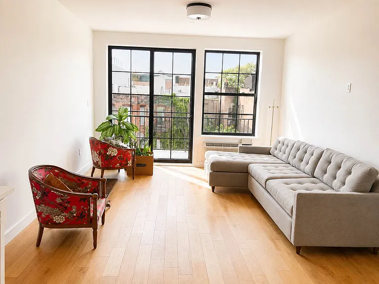 301 Covert St #4E — Photo 29