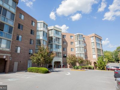2904 N Leisure World Blvd APT 406, Silver Spring, MD, 20906