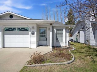 4014 E Shannon Dr, Olds, AB T4H 1V9