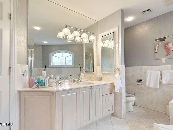 3rd image of 57 Darlington Road