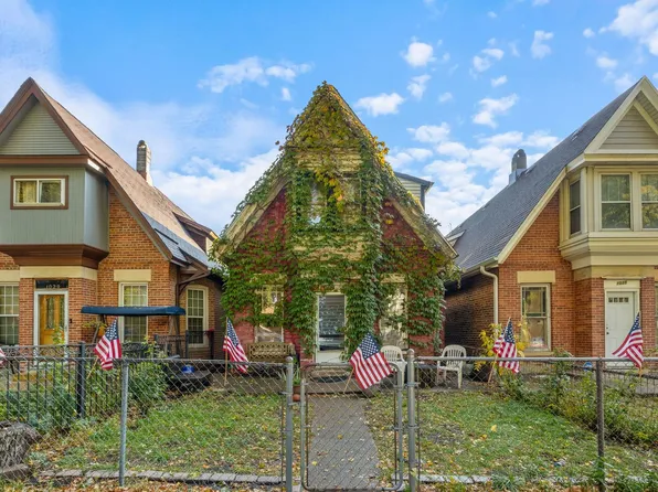 1033 S Claremont Ave, Chicago, IL 60612