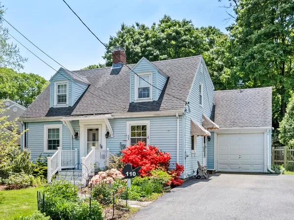 110 Albemarle Rd, Waltham, MA 02452