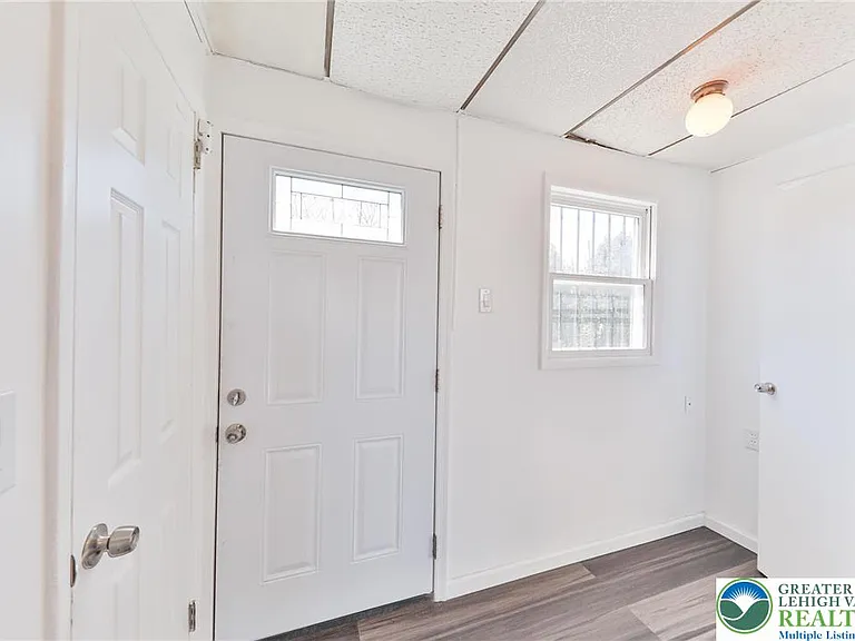 1130 Pembroke Rd #2 — Photo 5