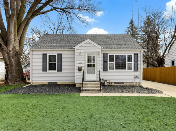 601 Park Ave NW, Faribault, MN 55021