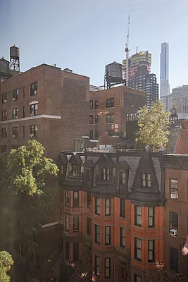 Rented by Compass | media 33