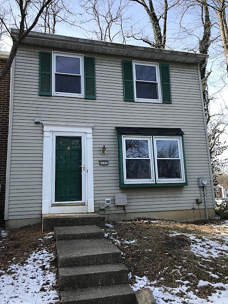 1st image of 4583 Middlecourt Dr
