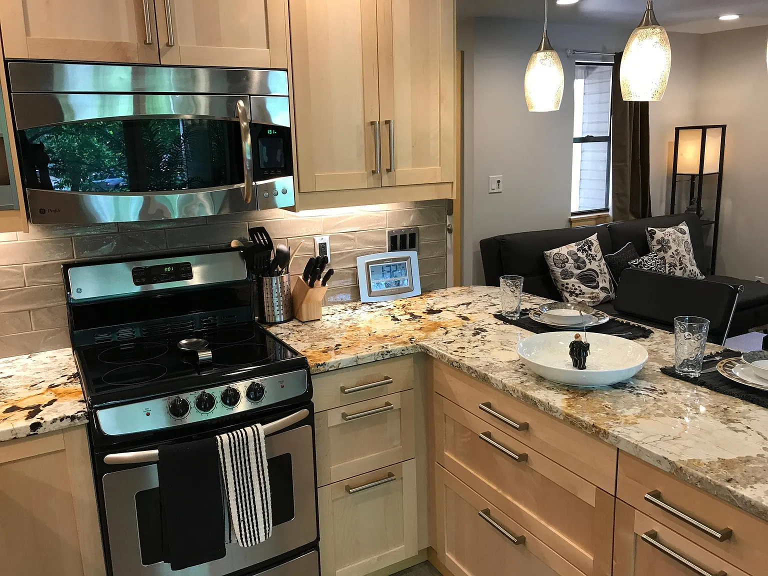 1 bed, 600 sqft, $2,195 — Photo 3